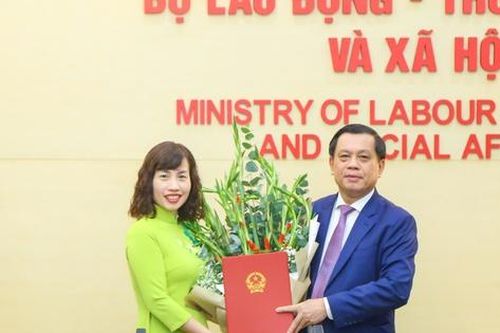 Bổ nhiệm nữ Trưởng khoa Kế toán giữ chức Phó Vụ trưởng