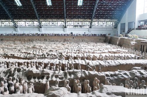 Khám phá bí mật đằng sau đội quân đất nung trong lăng mộ Tần Thủy Hoàng