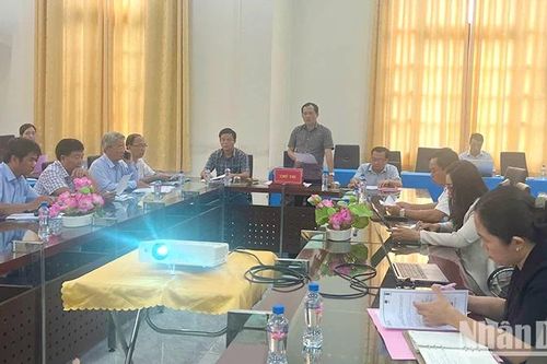 Quản lý trong bảo vệ nguồn lợi thủy sản gắn với phát triển du lịch