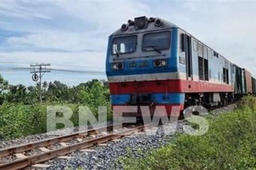 Đường sắt Bắc - Nam hoạt động trở lại, tuyến Hà Nội - Hải Phòng duy trì 2 đôi tàu