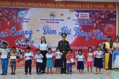 400 học sinh tham gia Chương trình Biên cương - Đêm hội trăng rằm