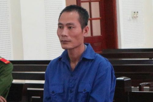 'Ăn cám trả vàng'