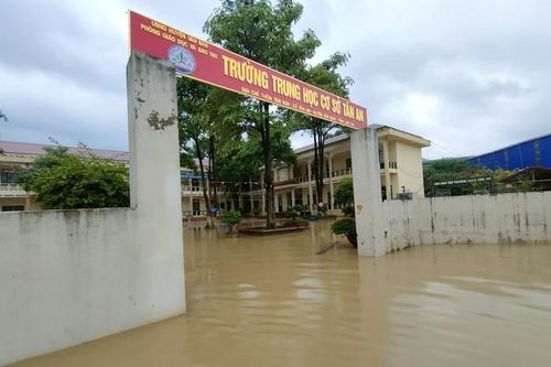 Lào Cai tiếp tục cho học sinh nghỉ học đến hết ngày 14/9