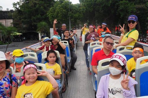 Nha Trang đưa xe buýt thoáng nóc chở khách du lịch vào hoạt động thí điểm