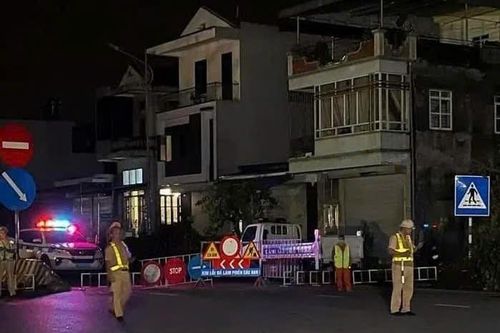 Cấm lưu thông trên quốc lộ 18A tránh nguy cơ sạt trượt tại khu vực TP.Cẩm Phả