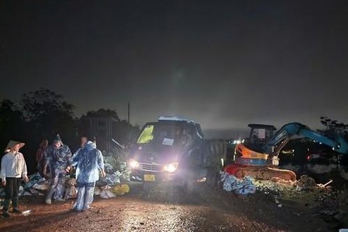 Huyện Đông Anh bác thông tin vỡ đê Xuân Nộn