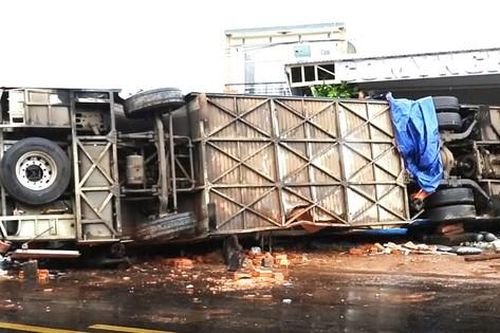 Vụ lật xe khách ở Đắk Lắk làm 8 người thương vong: Tạm giữ hình sự tài xế
