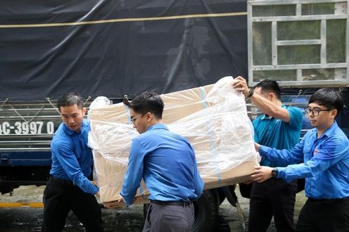 Đoàn Thanh niên Tập đoàn phát huy nghĩa tình dầu khí, hỗ trợ đồng bào thiệt hại do bão