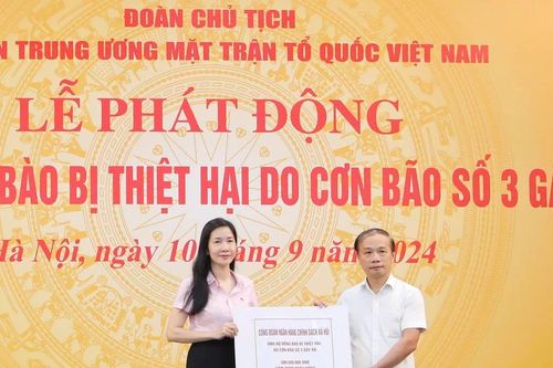 Ngân hàng Chính sách chia sẻ cùng người dân vùng lũ bị ảnh hưởng bởi bão số 3