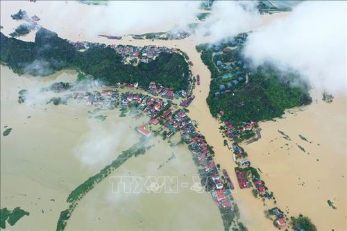 Ninh Bình vận hành hết công suất các trạm bơm để tiêu úng