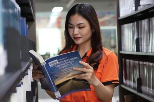 Kinh nghiệm học giỏi, nghiên cứu khoa học, hoạt động phong trào 'đỉnh' của nữ sinh xinh đẹp Trường ĐH FPT
