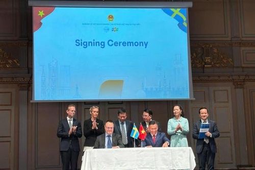 Giảm chi phí logistics, đưa hàng Việt tiến sâu thị trường EU