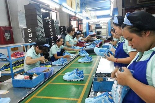 Nhiều đơn hàng, doanh nghiệp da giày vẫn 'không vui'