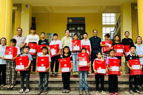 Tổ chức các hoạt động Tết Trung thu năm 2024 một cách phù hợp