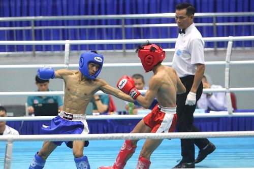 Sôi động võ đài Kickboxing