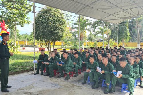 Lực lượng quân đội: Phát huy vai trò trong phổ biến, giáo dục pháp luật