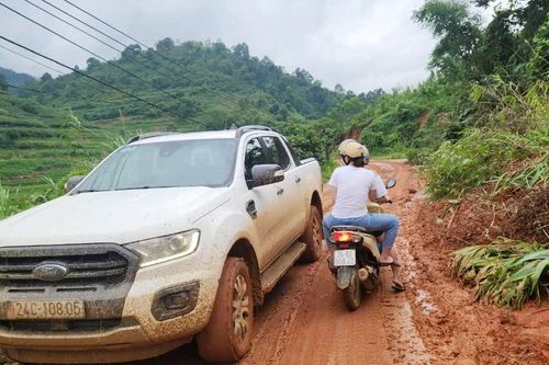 Thông Tỉnh lộ 156, đoạn Bản Vược tới Bản Xèo trong đêm 11/9