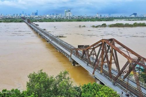 Hà Nội rút lệnh báo động 2 trên sông Hồng tại 5 huyện, thị xã