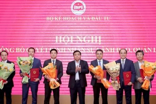 Bộ Kế hoạch và Đầu tư điều động, bổ nhiệm 14 lãnh đạo các cục, vụ
