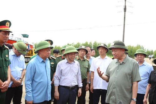 Tổng Bí thư, Chủ tịch nước Tô Lâm kiểm tra công tác phòng, chống lụt bão tại hai tỉnh Tuyên Quang và Phú Thọ