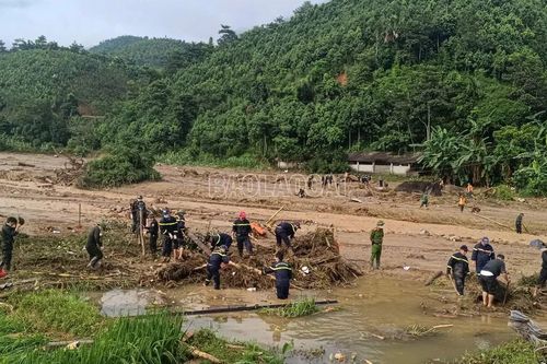Đã tìm thấy 42 thi thể nạn nhân vụ lũ quét tại Làng Nủ