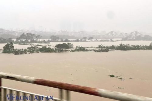 Lũ trên sông Hồng đang xuống chậm