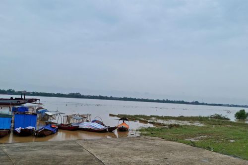 Hà Nội: Rút báo động lũ mức II trên sông Hồng
