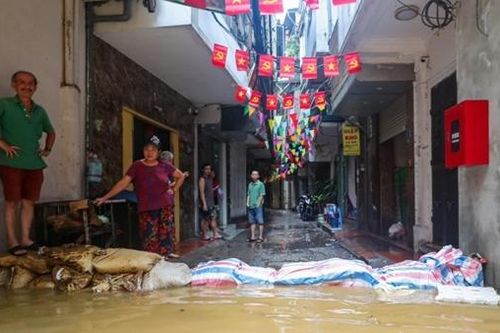 Hà Nội yêu cầu tập trung triển khai phương án bảo vệ đê điều xung yếu