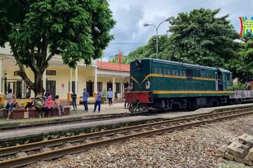 Đường sắt huy động phương tiện vận chuyển hàng cứu trợ
