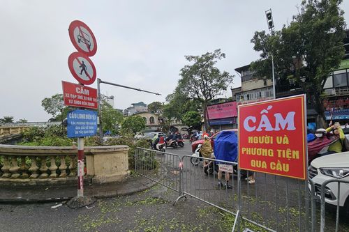 Cầu Long Biên, cầu Đuống có thể 'mở cửa' lại trong sáng nay
