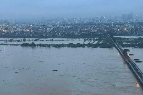 Nước rút, chạy tàu trở lại qua cầu Long Biên và cầu Đuống từ 13/9
