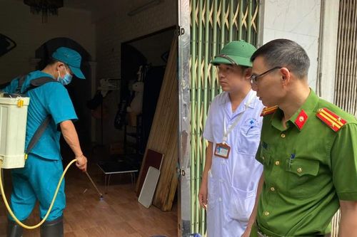 Quận Hai Bà Trưng: chính quyền hỗ trợ người dân trở về an toàn sau bão