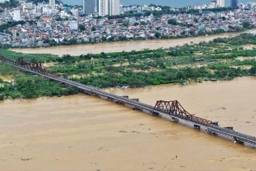 Nước sông Hồng xuống nhanh, Hà Nội rút lệnh báo động 1