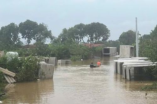 Hà Nội: Rút báo động lũ cấp độ 2 trên sông Hồng, sông Đuống