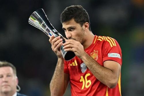 Rodri: 'Giành Quả bóng Vàng là một giấc mơ'