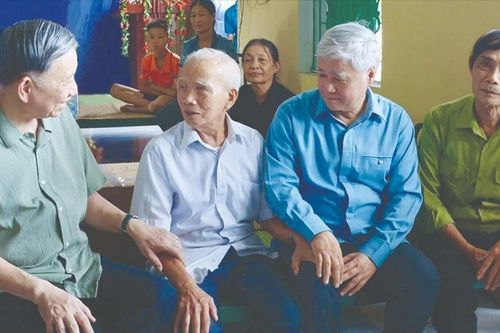 Tuyệt đối không để thiếu lớp, thiếu trường, không nơi khám chữa bệnh