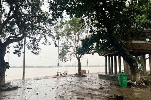 Rút lệnh báo động 3 trên tuyến đê tả sông Hồng và rút lệnh báo động 2 trên tuyến đê tả sông Luộc tại Hưng Yên