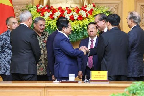ASEAN BAC cùng Chính phủ và nhân dân các nước ASEAN thực hiện 5 đồng hành