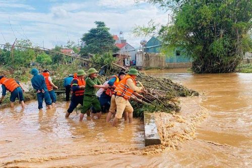 Đề nghị 21 tỉnh, thành đảm bảo an toàn đê khi vận hành trạm bơm tiêu