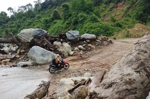 Quảng Nam cảnh báo lũ quét, sạt lở