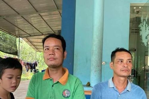 Phép màu ở thôn Làng Nủ: 8 người 'mất tích' trở về