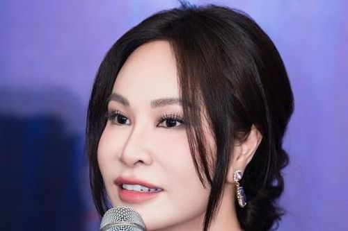 Chị đẹp Uyên Linh dốc hết vốn liếng làm live show