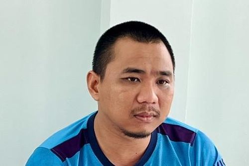 Đột nhập, dùng dao đe dọa chủ nhà cướp tài sản