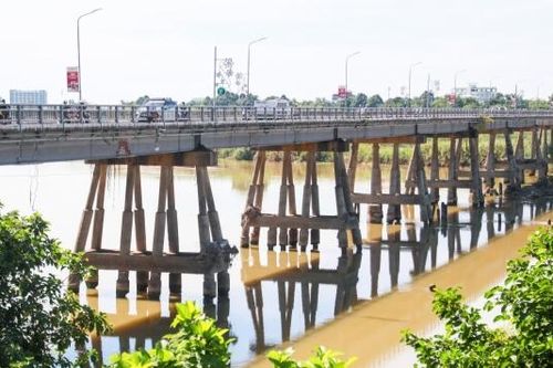 Quảng Ngãi: Cận cảnh cầu Trà Khúc 1 gần 60 năm tuổi, từng được quy hoạch xây mới