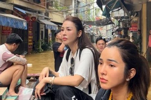 Thái độ đối lập của Ưng Hoàng Phúc, Quế Vân khi cứu trợ quận Hoàn Kiếm