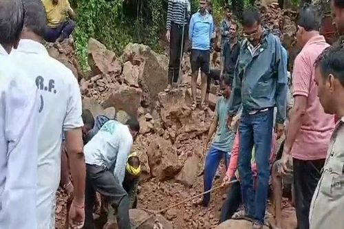 Ấn Độ: Sập tường sau mưa lớn ở Madhya Pradesh làm 7 người thiệt mạng