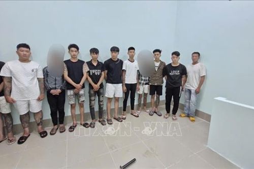 Tạm giữ hình sự nhóm đối tượng gây rối trật tự công cộng
