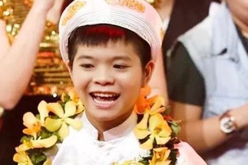 Quán quân The Voice Kids sau 11 năm chật vật và hành trình 'lột xác' ở Anh trai say hi