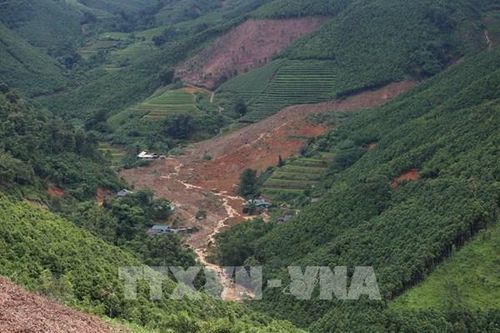 Lào Cai: Còn 251 thôn ở 38 xã bị chia cắt giao thông, khó tiếp cận