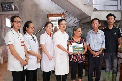 Trao hỗ trợ cho gia đình 16 nạn nhân thiệt mạng do bão lũ ở TP Yên Bái